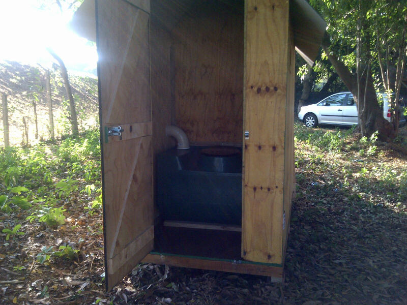 1.2m x 2.4m - Mens & Ladies Toilet