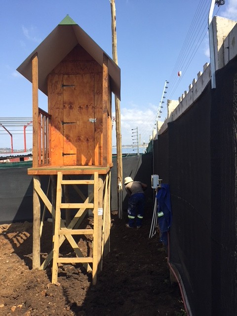 1.2m x 1.2m raised 1.5m h